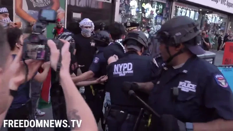 Conflict in Times Square Between Pro-Palestine and Pro-Israel Protesters YouTube Video 20 May 2021_Yaya Musa Participates in Violent Counter-Protest_#12